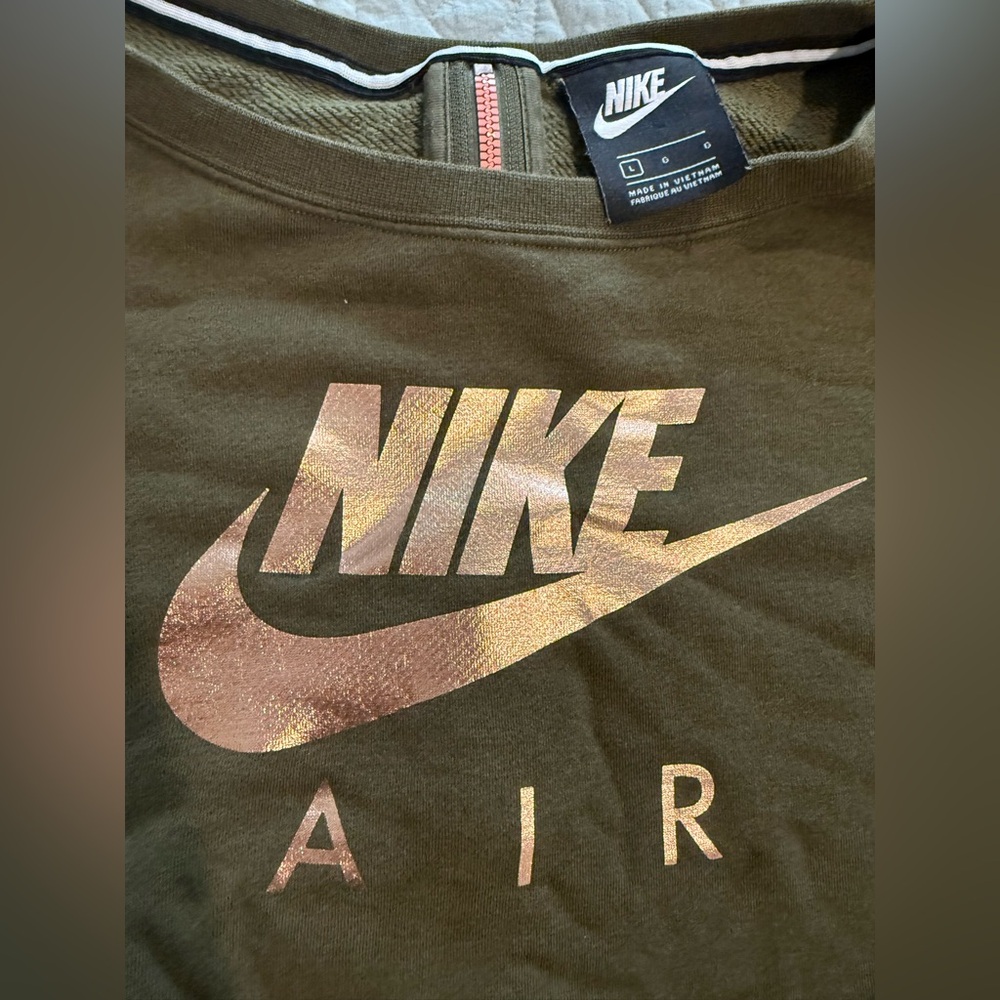 Nike Air Crop Olive and Gold with Zipper on Back. EUC.